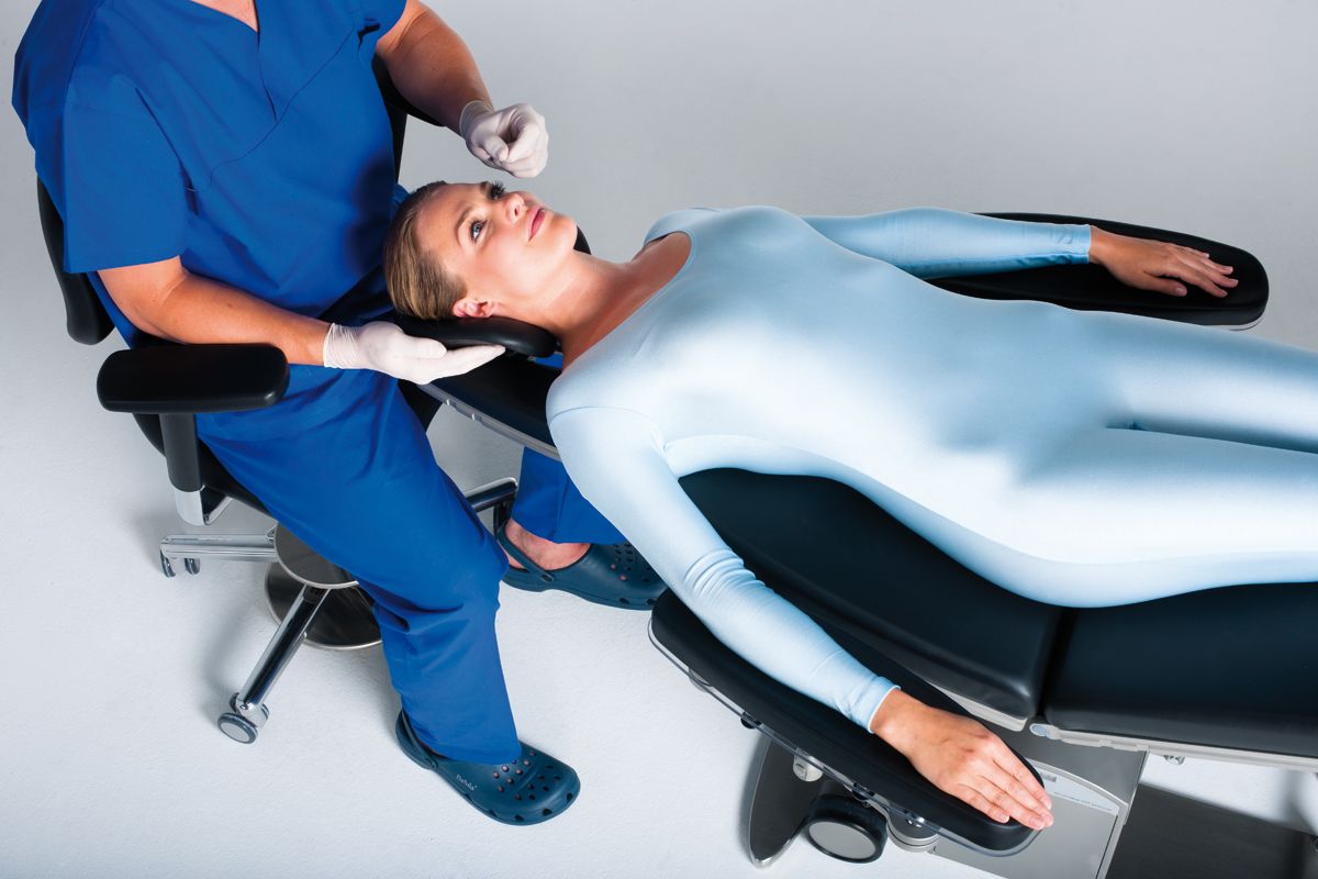 ХИРУРГИЧЕСКИЙ СТОЛ FOCUS 1.jpg ХИРУРГИЧЕСКИЙ СТОЛ FOCUS 1.jpg