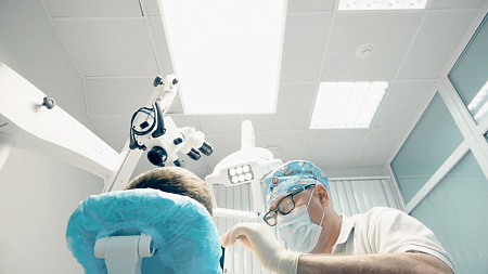 ДентЛайт-Комфорт - бестеневой стоматологический LED светильник